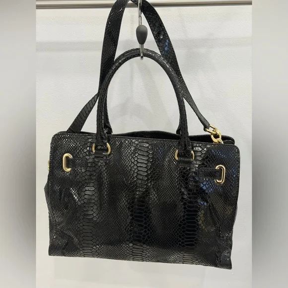 Michael Kors Black Snake-Embossed Shoulder /crossbody Bag with Gold Chains - Picture 2 of 11
